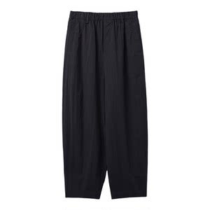 
The popular item is back ~ Breathable, comfortable and iron-free, stylish pleated texture imported high-count cotton nine-point balloon pants