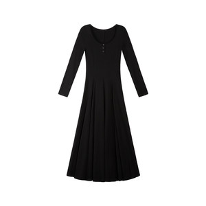 
Chen Mifan [40% off spot] Long-sleeved dress knitted skirt for women autumn U-neck waist bottoming long skirt