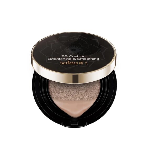 Xiafeiying Moisturizing Air Cushion Cream BB Bright Mi Lingguang Mist Foundation Cream Moisturizing Makeup Concealer Long-lasting