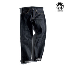 Продается 10 лет! Женские джинсы с сапогами, комбинезоны мужского цвета.