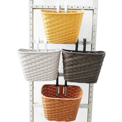 Casual retro cycling basket with lid and accessories