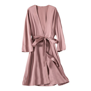 Pajamas Female Spring and Summer Bingshi Robe Sexy Pure Pure Sygongs Bathrom Korean Casual Silk Waiwai Robe Spring and Autumn Home Furnishing