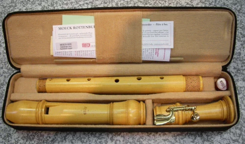 Япония приобретает Moeck 4424 Rottenburg -бойкопийный дерево, сделанный рекордером, прямой почтовой рассылки