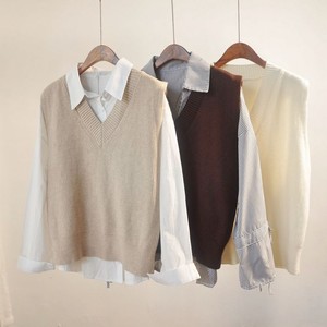 Sleeveless loose sweater vest women's college style short Korean kravs v -neck knit vest 2021 autumn clothing
