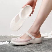 Trắng Croc Giày Nữ Bao Đầu Đế Mềm 33-34 Size Nhỏ Jelly Chống Trơn Trượt Đi Biển Cho Bệnh Viện Y Tá giày Wedge