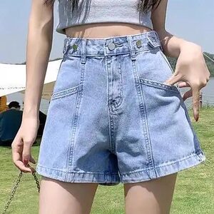 
1051-1100 [Exclusive for live broadcast room] Retro ripped denim shorts summer new style high waist and slimming