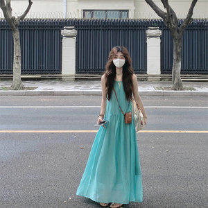 
Seaside resort style hollow suspender dress for women summer design pleated loose large hem skirt A-line skirt