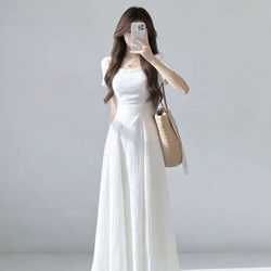 French-Style First Love White Moonlight Dress for Women, Summer 2026 New Style, Elegant, Pure, Stunningly Beautiful, Waist-Cinching Long Dress
