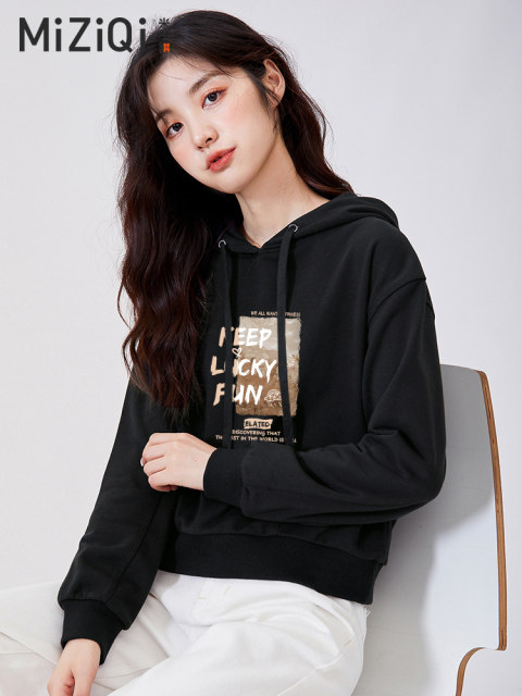 Miziqi Hooded Short Sweatshirt for Women in Autumn 2025 New Korean Style Super Hot Small Perfect Pullover Top