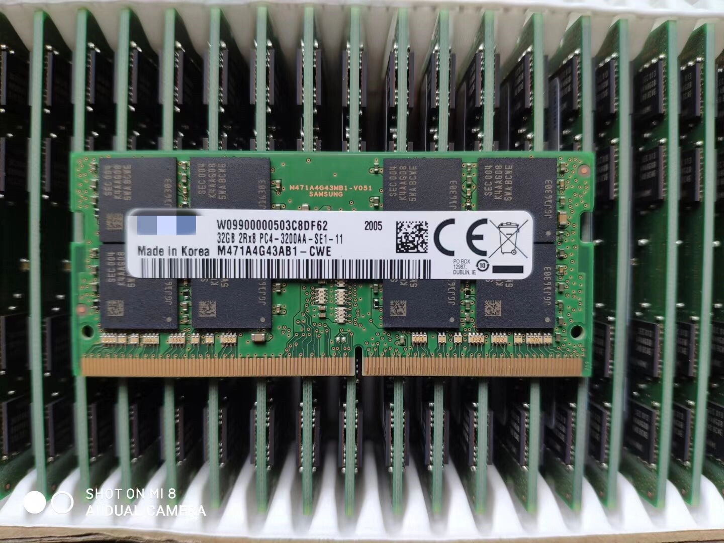 三星32G 2RX8 PC4-3200AA-SE1-11 笔记本内存条M471A4G43AB1-CWE