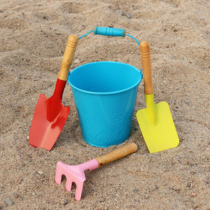 Beach shovel Children digging tool Tool iron barrel baby rushing to the sea to play sand toy three -piece children outdoor outdoor outdoor outdoor outdoor outdoor outdoor outdoor