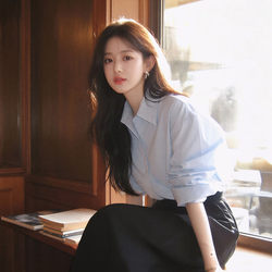 Spring New Korean Style Light Blue Shirt for Women, Loose Fit, Versatile, Long-Sleeved Shirt, Casual, High-End Feel, Cotton Top