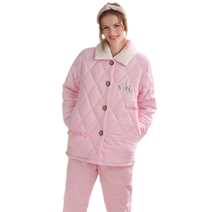 [Cut off code clearance] New Family Winter Pajamas Women's Patch Cotton Home Clothing Plus Fleece Knitted Cotton Women's Men's Set
