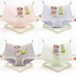 Daisi Girl Cotton Women's Underwear Mid -waist Large -size Pub up buttocks striped lace organic cotton small flat angle shorts inside
