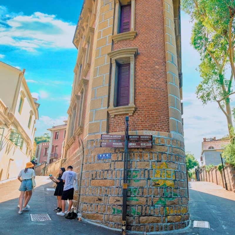 厦门鼓浪屿一日游下午茶旅拍跟团游含往返船票+岛内接送+万国建筑