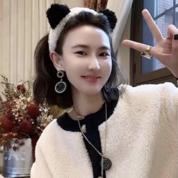 Mrs. Chen's Same Style Plush Headband, Cute Panda Hair Clip, Korean Autumn and Winter Internet Celebrity Cartoon Non-Slip Face Washing Three-Dimensional Plush