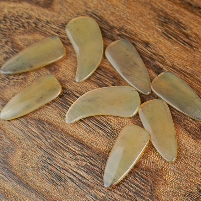 Premium natural ox horns, guzheng nails made of sheep horns, double-sided arcs, hand-polished guzheng accents