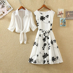 Sleeveless Chiffon Dress for Women, This Year's Popular New Style, Petite Two-Piece Suit Dress, High-End Lace-Up Little Black Dress