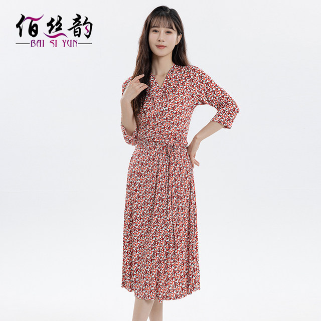 Silk V-neck Dress 2025 Summer New Lace-up Printed Three-Sleeve Large Size Mulberry Silk Style Mid-Long Skirt
