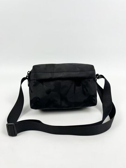 
Daily single trendy camouflage fashionable lightweight and versatile nylon zipper crossbody bag