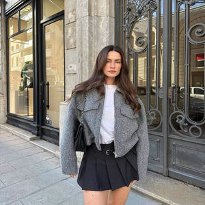 
New spring and autumn style women's clothing European and American style casual bead leather short jacket jacket 2025