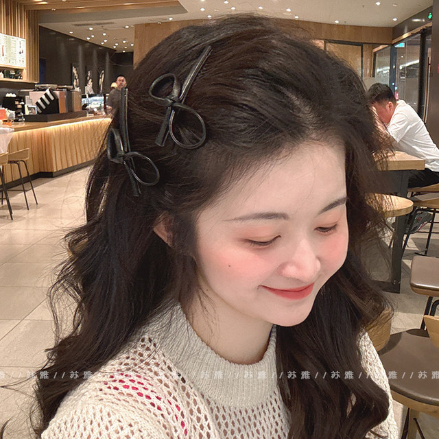 Black leather bow duckbone clip 2025 new hair clip side clip hair clip front hair clip broken hair clip clip