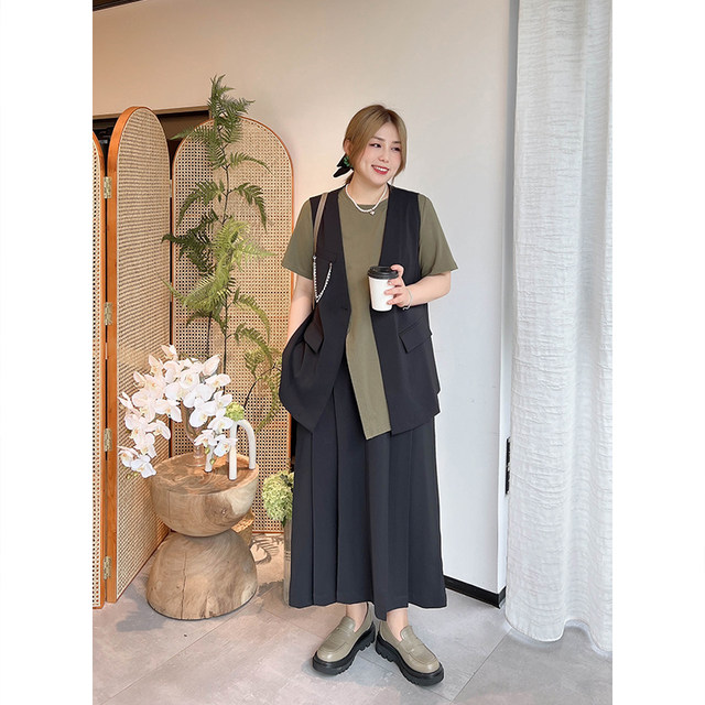 Vogana Cannes Large size original British temperament with female suit vest pleated long half -body skirt
