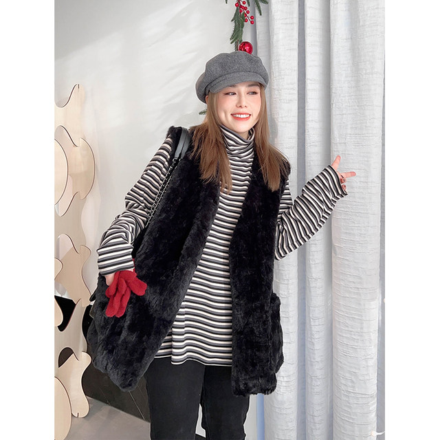 Vogana Cannes Family Large size original, thin environmentally friendly fur outer purse MM imitation rabbit fur all more vest
