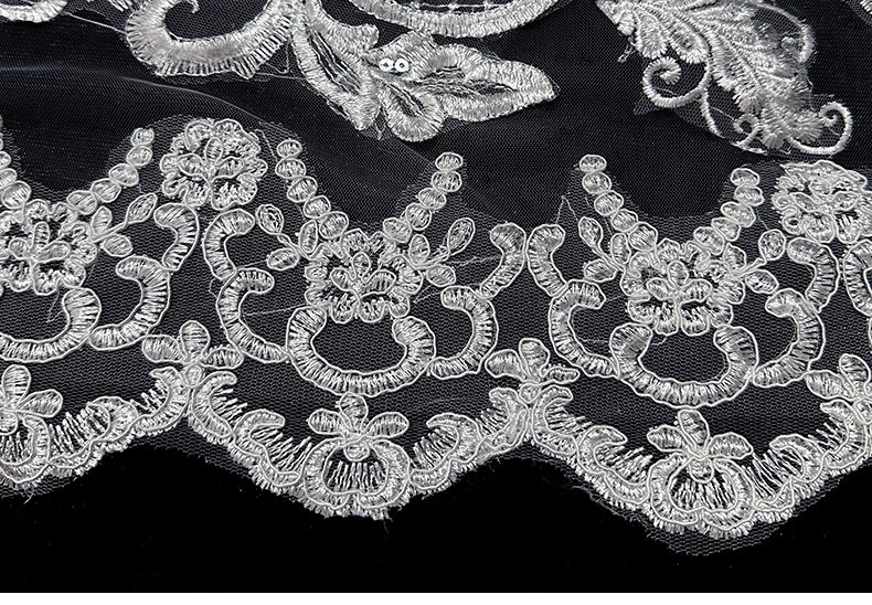 Velo Da Sposa Nero In Pizzo - Doppio Strato Gotico Per Halloween E Matrimoni Alternativi