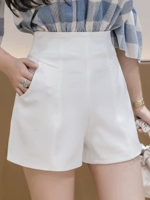 Костюм, шорты, белые приталенные штаны, в корейском стиле, высокая талия, свободный крой, популярно в интернете