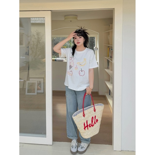 2025 Spring New Fat Sister 200Jin [Jin equals 0.5 kg] Large Size Fashion Embroidered Round Neck Short Sleeve T-shirt Loose White Black Trendy