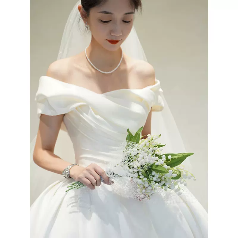 主婚纱礼服2024新款新娘大拖尾显瘦公主长袖重工宫廷高级质感齐地-Taobao