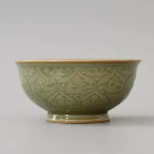 唐代の唐三彩花鳥紋笠椀