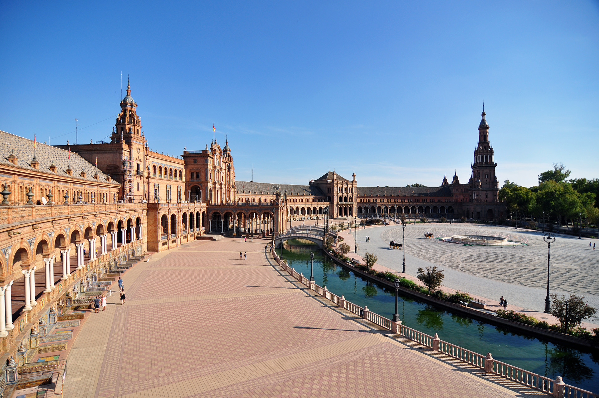 带着签证,环游热情奔放的西班牙