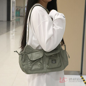 
25 new MLB couple crossbody bag men and women retro multi-pocket adjustable shoulder bag casual bag 3ABQB035N