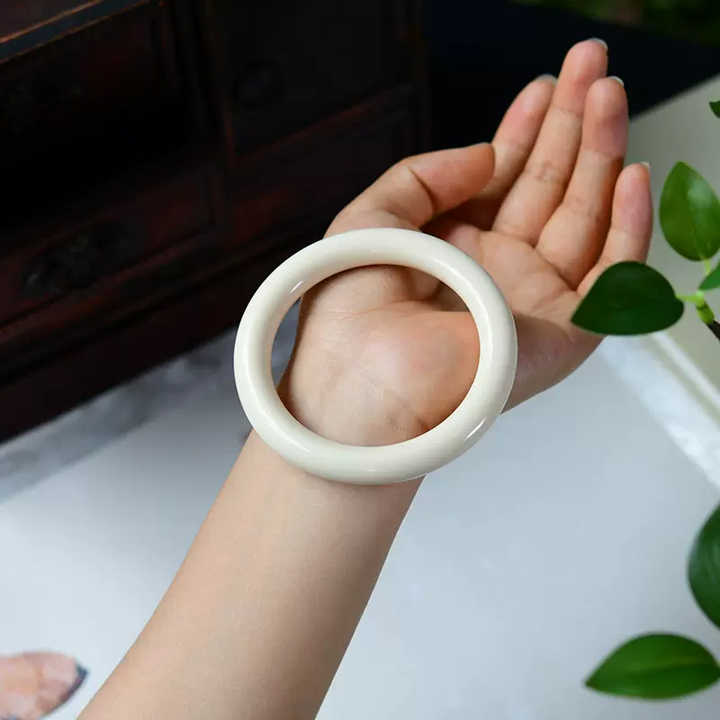 ◇象牙 バングル 110g◇