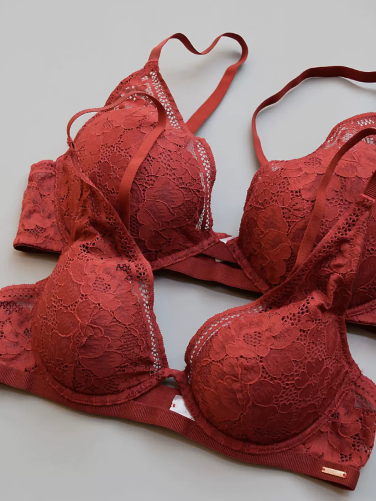 85g-90ef欧美大杯码美丽花纹环保蕾丝性感深v薄绵钢圈文胸-淘宝网