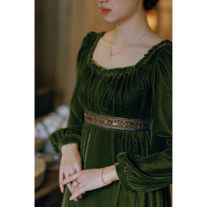 
Shiguang Tailor's Glimpses Square Collar Retro Palace European Style Beaded High-Quality Velvet Imperial High Waist Dress