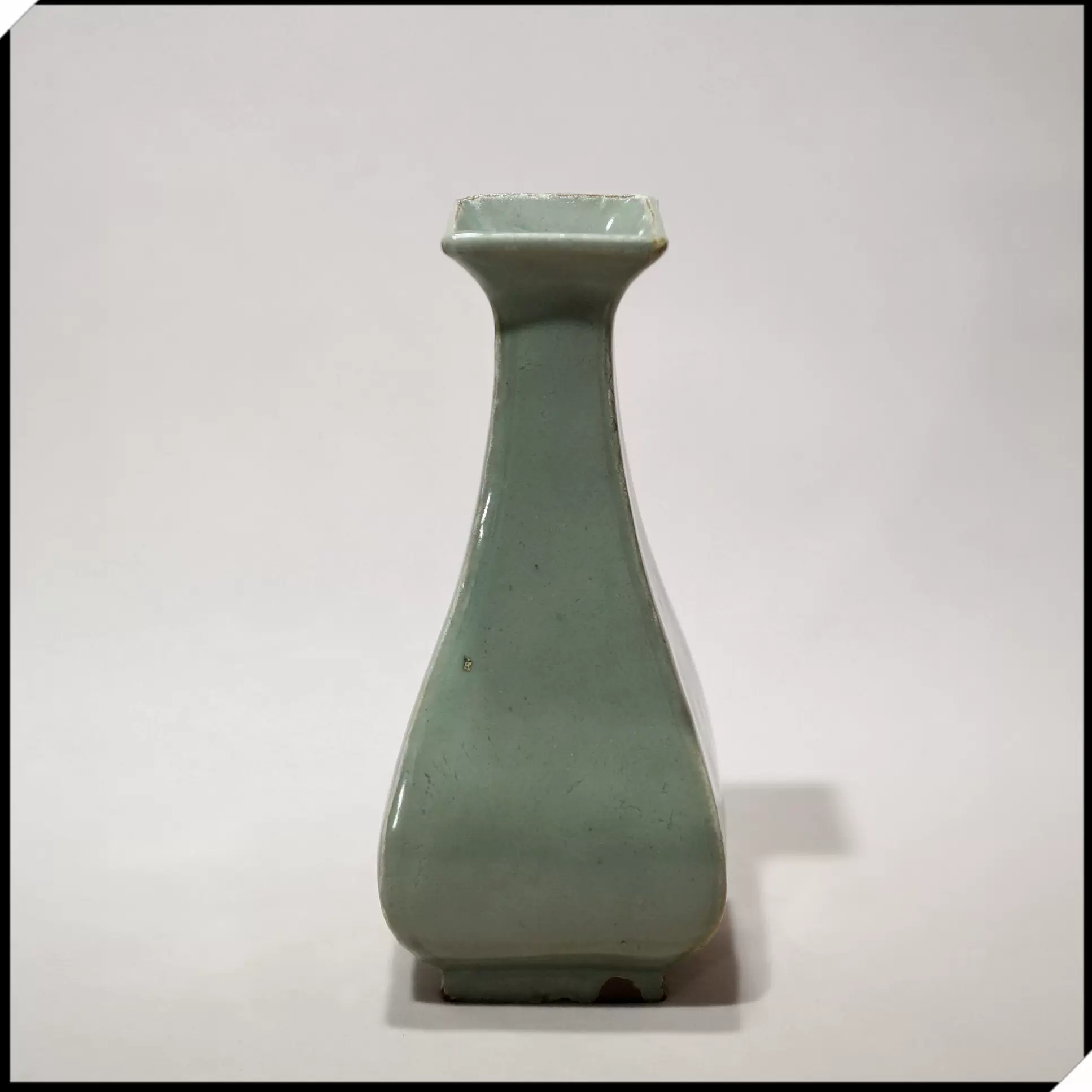 宋代龙泉青釉四方瓶古玩古董高古瓷器老窑真品老货精品珍藏