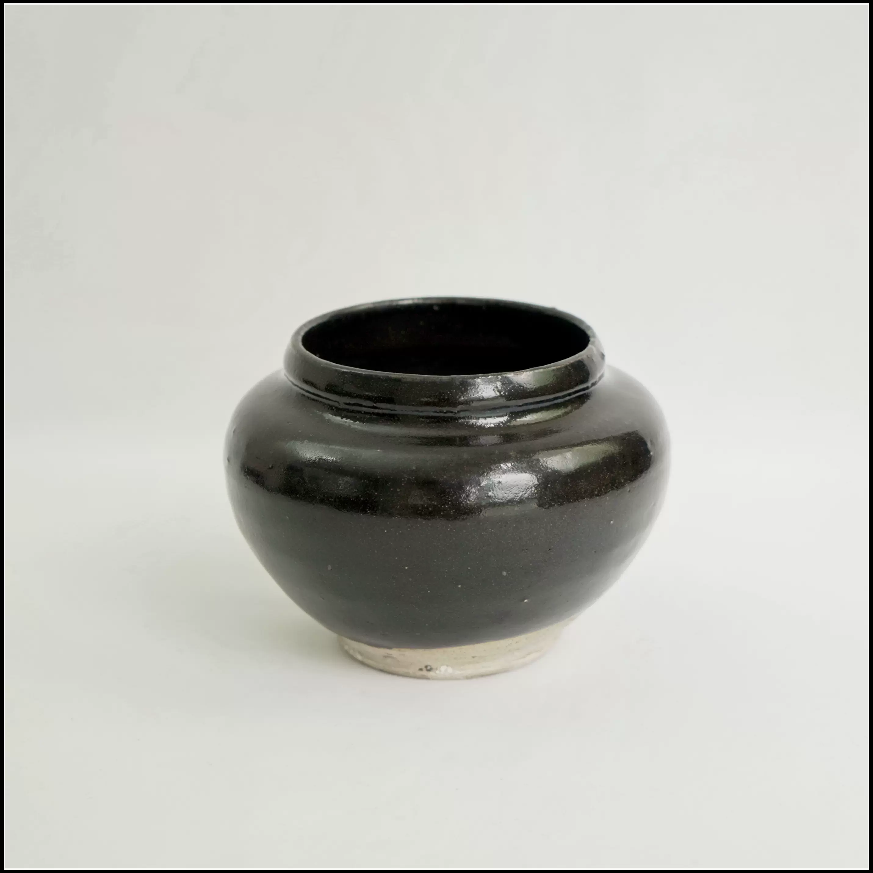 宋哥窯彫刻開片四方尊瓶  装飾品 現代工芸品美術品 置物 宋代兄窯開片金象嵌宝石象耳四方瓶景徳鎮 陶磁器 装飾品 現代
