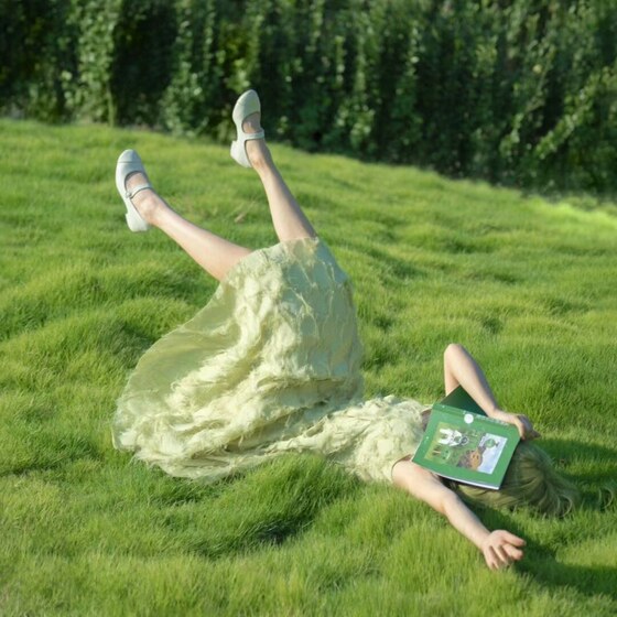 
Old skin comes in~ Shijing Nian Zhencao rejuvenating oil tightly carry oxygen and light pattern carry old 18ml