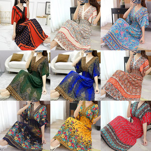 National Waves of Polytan beach skirt cotton and silk skirt dress artificial cotton floral short -sleeved V -neck retro vacation
