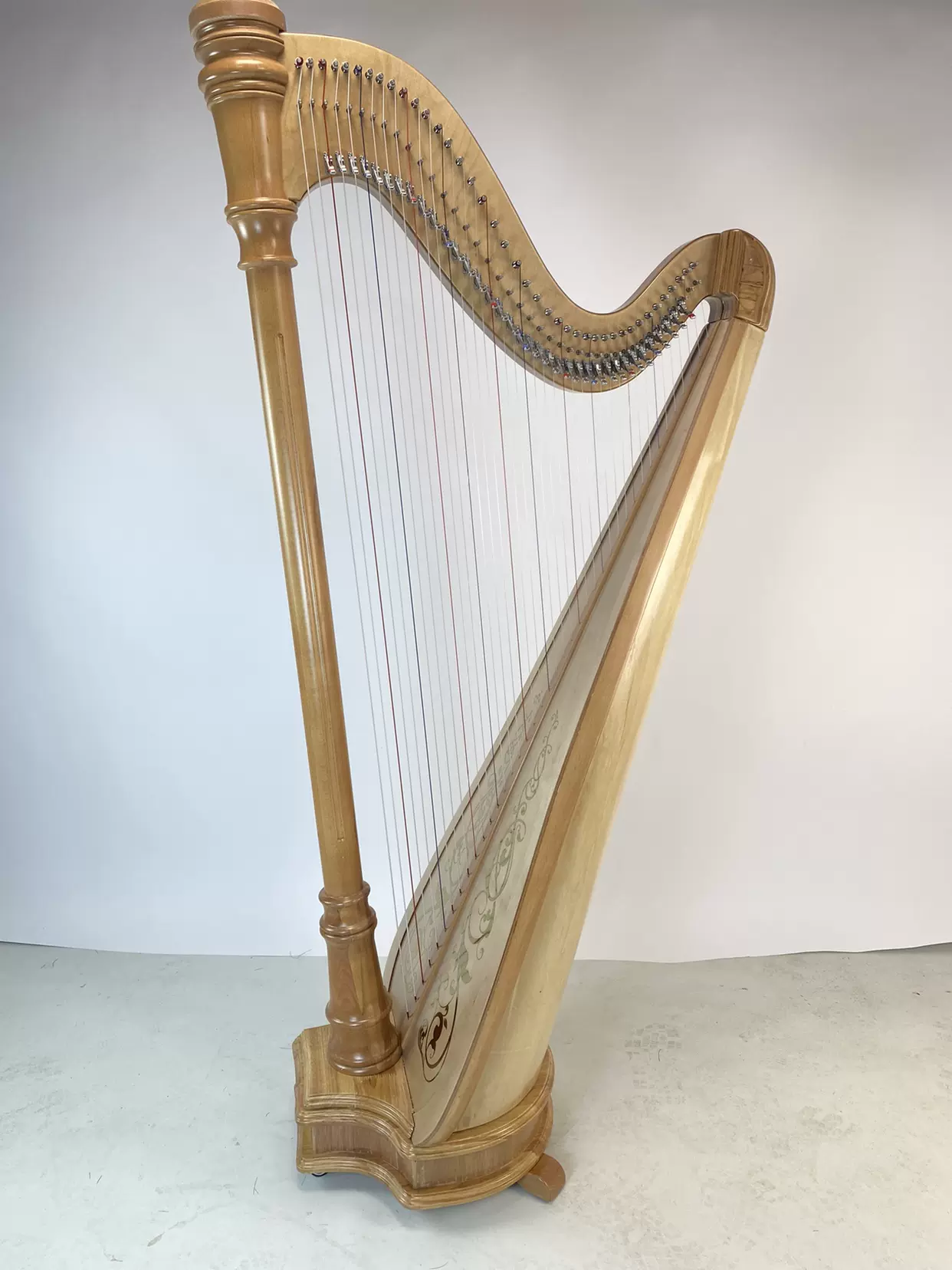 40弦竖琴古典式立柱竖琴爱尔兰大竖琴半音键竖琴专业演奏乐器-Taobao
