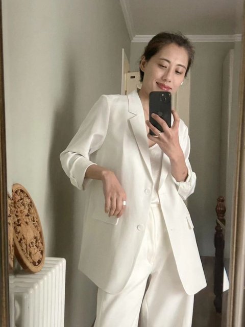Design sense small suit jacket female spring 2023 new commuter suit niche jacket
