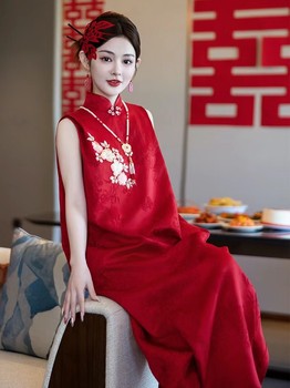 ການມີສ່ວນຮ່ວມໃນການມີສ່ວນຮ່ວມຂອງເຈົ້າສາວຄົນໃຫມ່ຂອງຈີນແຕ່ງຕົວ