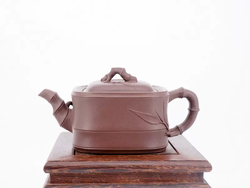 拾得居土 凌国備 白段砂 急須 150ml 紫砂壶 拾得居土 凌国備 白段砂 急須 150ml 紫砂壶