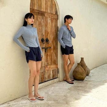 
2025 new Korean ins style sun protection long-sleeved casual sports surfing snorkeling suit men split swimsuit women