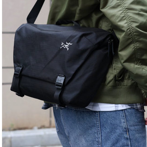 
Arcteryx Archeopteryx Granville 8L10L outdoor waterproof functional crossbody bag shoulder bag messenger bag