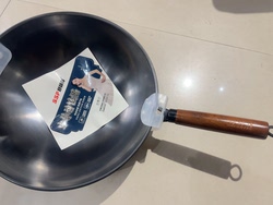 Master Shu's Iron Wok, Non-Stick, Uncoated, Household Wrought Iron Cooking Pot, Suitable for Gas Stoves, Special Pot 34cm