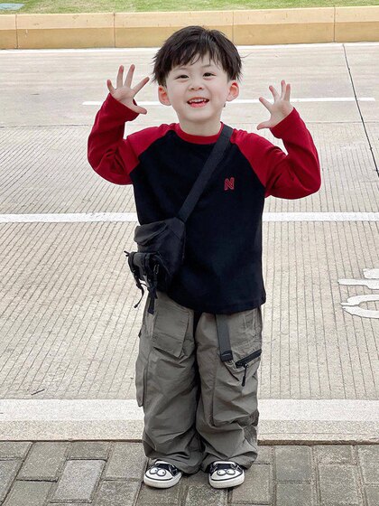 
Pure cotton boys T-shirt color insert 2025 new children's spring and autumn base shirt, small baby handsome long-sleeved top